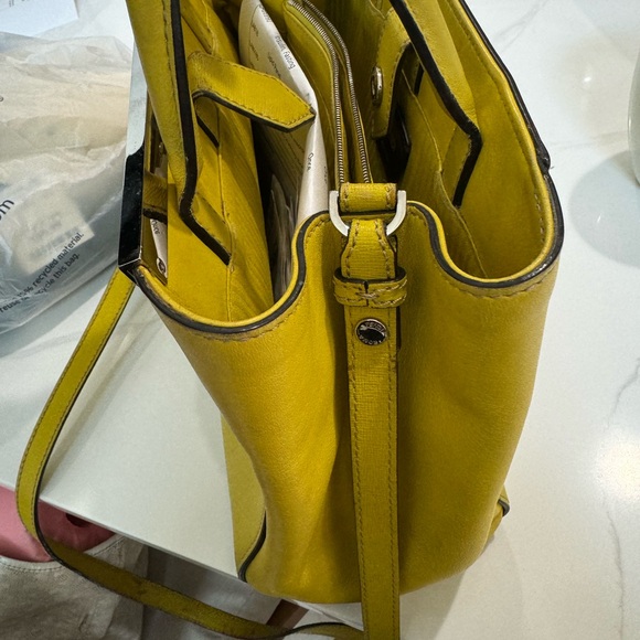 Fendi Bag - Picture 6 of 8